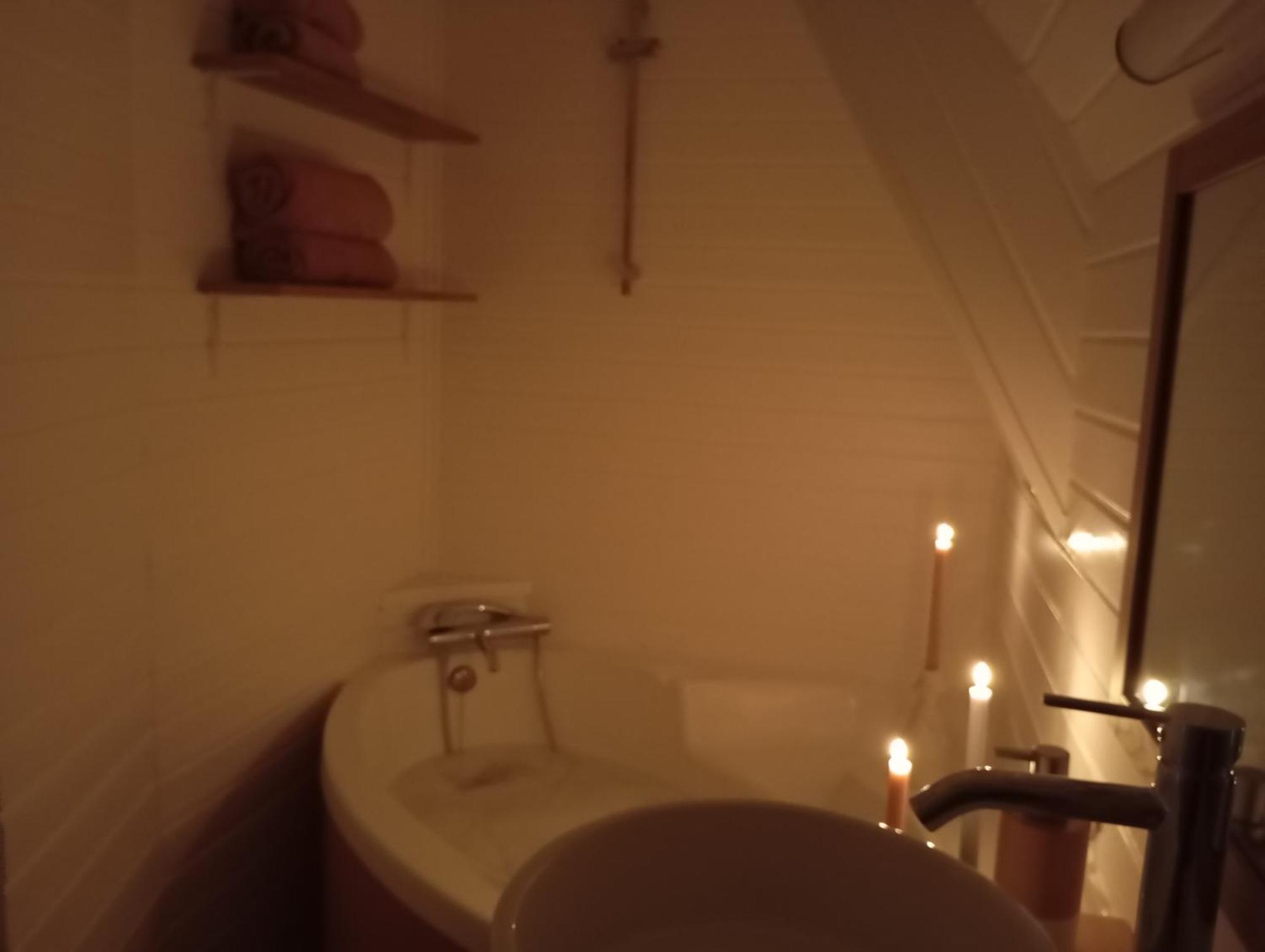Escapade Romantique Sous Les Toits De Kereon - Centre Historique, Rue Pietonne Quimper Zewnętrze zdjęcie